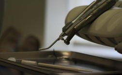 正畸橡皮圈戴了特别疼，正常吗？怎么缓解？