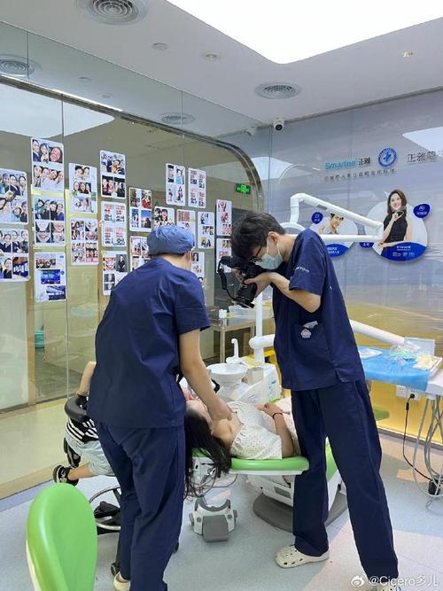 种植牙期间怎么吃饭才合适?饮食安排与注意事项有哪些?-图2 种植牙期间怎么吃饭才合适?饮食安排与注意事项有哪些?-图2