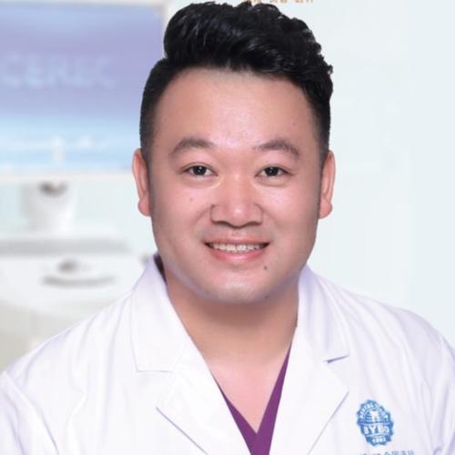 大连拜博口腔医院董事长有何行业影响力？-图1