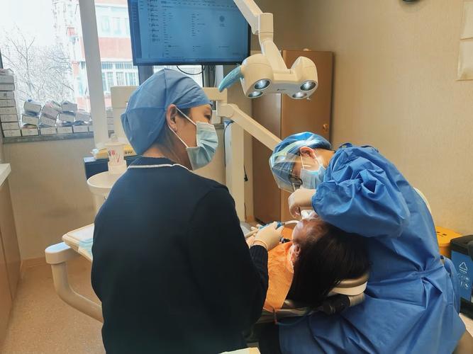 上海牙博士口腔医院种牙效果如何？价格透明吗？服务靠谱吗？-图1