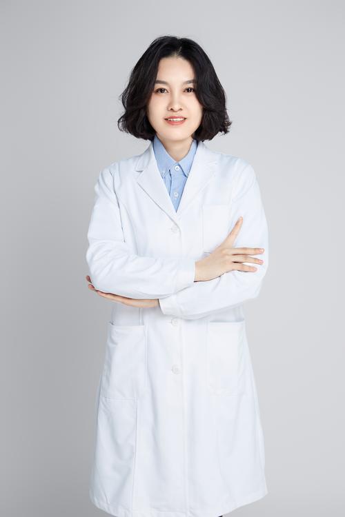 拜博口腔正畸医生王丽-图2 拜博口腔正畸医生王丽-图2