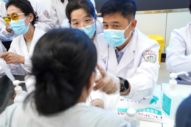 中华医学院正畸委员会如何推动正畸学科规范化发展?-图2 中华医学院正畸委员会如何推动正畸学科规范化发展?-图2