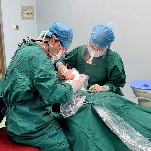 2025种植牙培训-图2