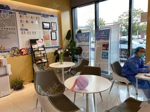 苏州吴江种牙哪里好？专业靠谱的种植牙机构怎么选？-图2