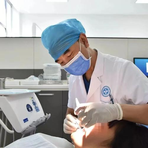 徐州种牙哪个医生好？如何挑选靠谱种植牙医生？-图3