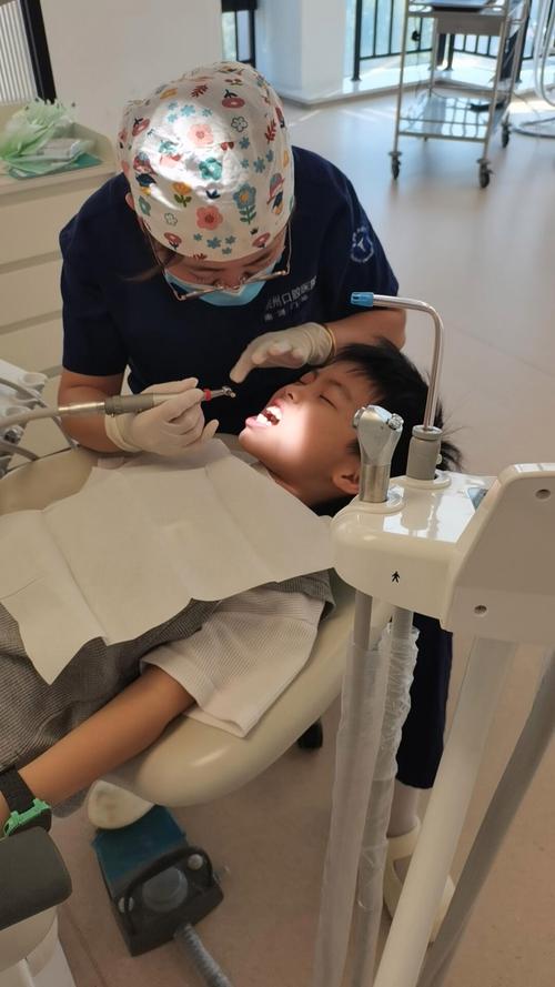 南京做牙齿正畸该挂哪个科室？是口腔科还是专门的正畸科？南京有哪些医院擅长牙齿正畸治疗？-图2