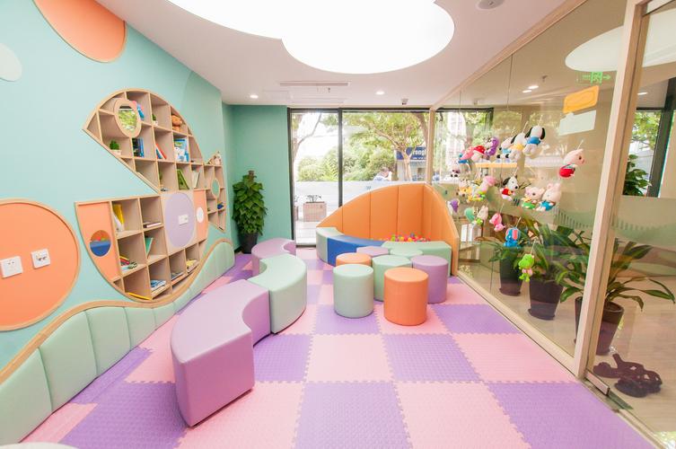 在上海选择儿童正畸医院时，家长应重点关注哪些牙科资质与儿童专属服务？-图1