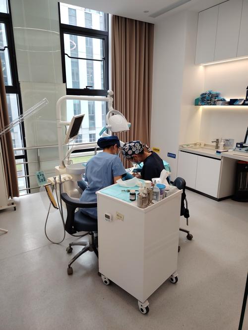 惠州中心医院种牙-图1 惠州中心医院种牙-图1