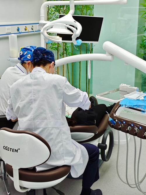 上海正畸医院科瓦专业正畸有何独特优势？-图2