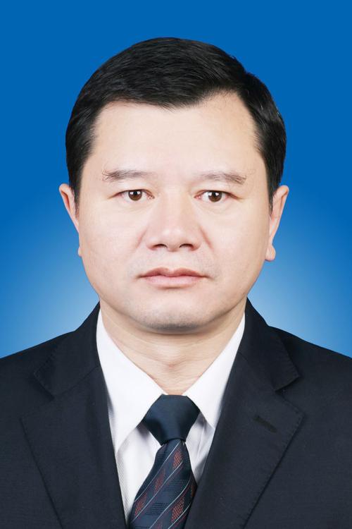 南昌口腔正畸刘剑的照片是本人真实照片吗？-图2