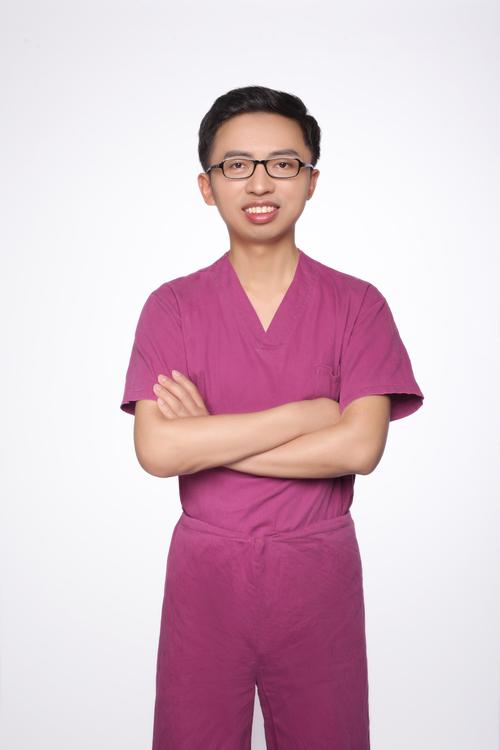 口腔正畸科选硕士导师，该关注哪些关键点？-图2