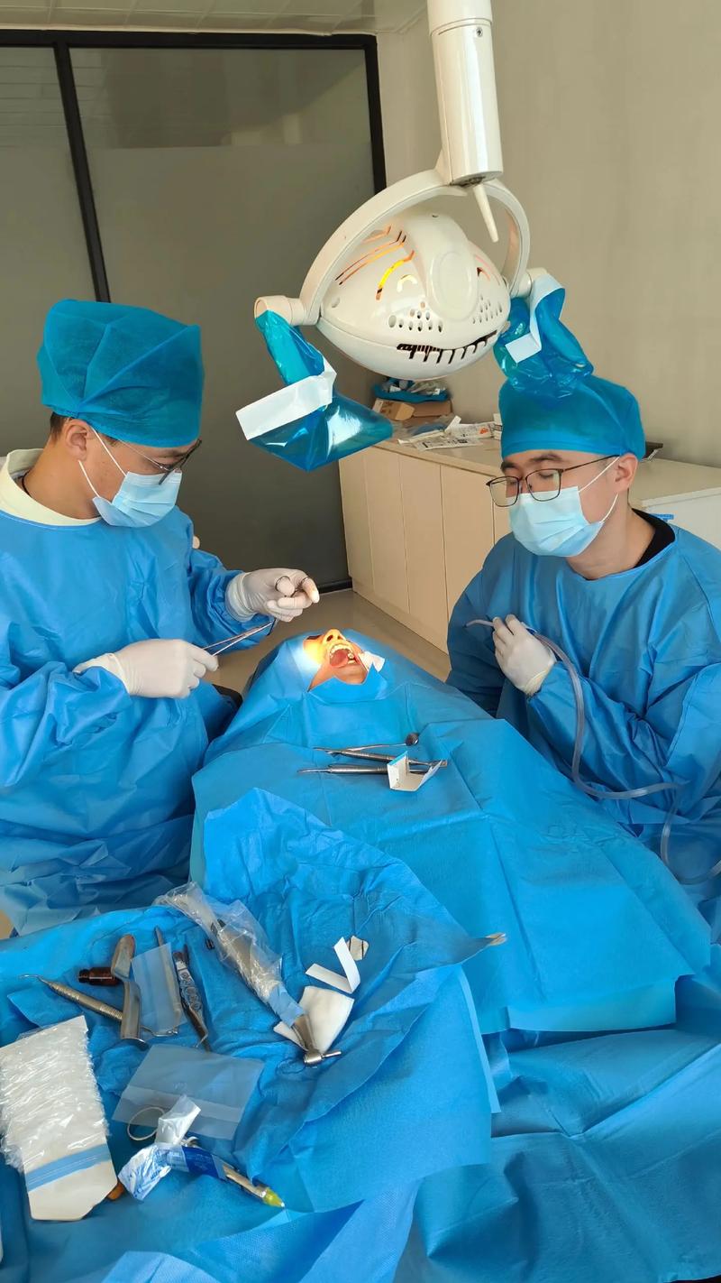 浙江台州医院种牙怎么样？效果价格靠谱吗？-图1