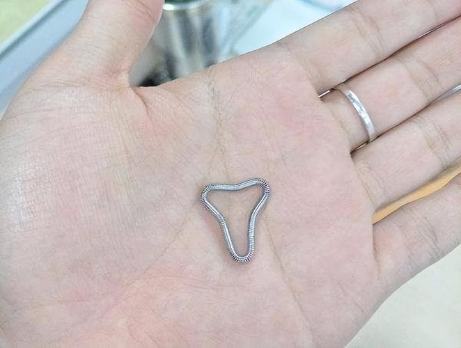 正畸带环上的lllr是什么？有何临床意义？-图2