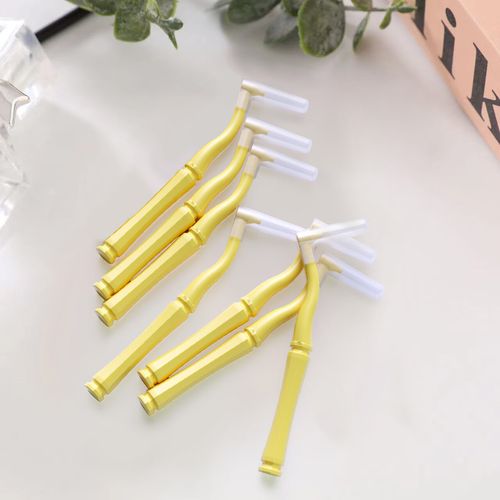 正畸刷牙必备工具有哪些？-图2