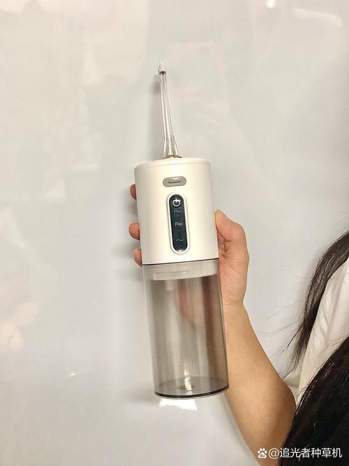 洁牙机如何正确去除牙冠？操作方法与步骤详解-图3