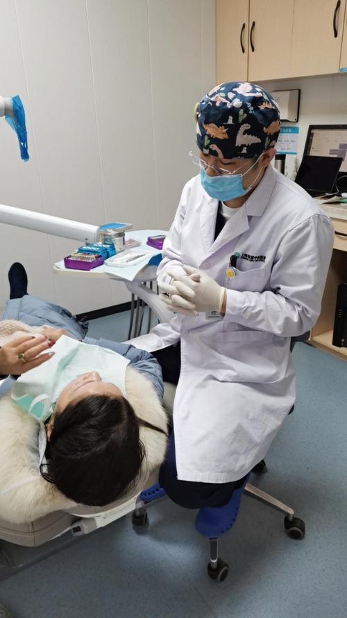 上海九院种牙效果怎么样?价格贵不贵?-图2 上海九院种牙效果怎么样?价格贵不贵?-图2