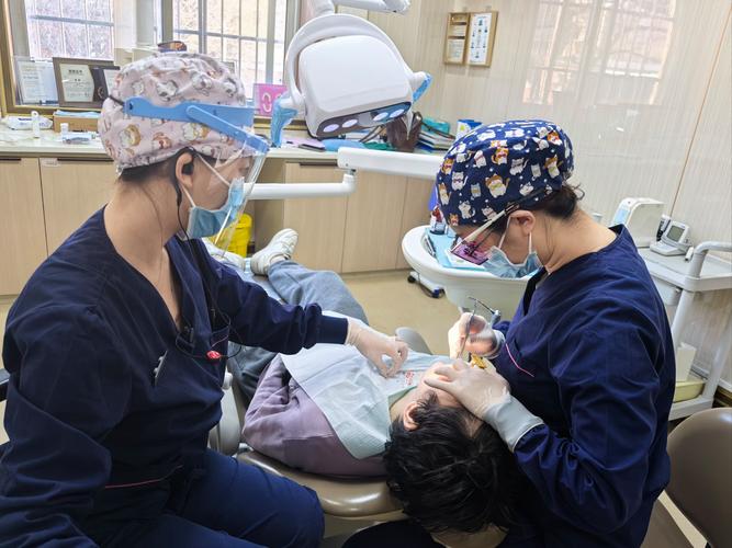 南京种牙修复怎么选?效果与价格靠谱吗?-图2 南京种牙修复怎么选?效果与价格靠谱吗?-图2