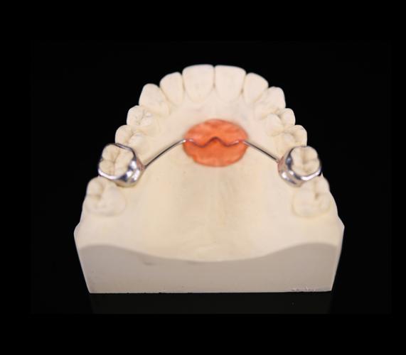 正畸托槽旋转立体盒，立体旋转如何优化托槽操作效率？-图1