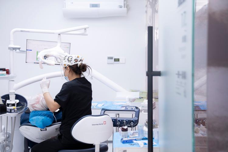 石家庄植牙专业-图2