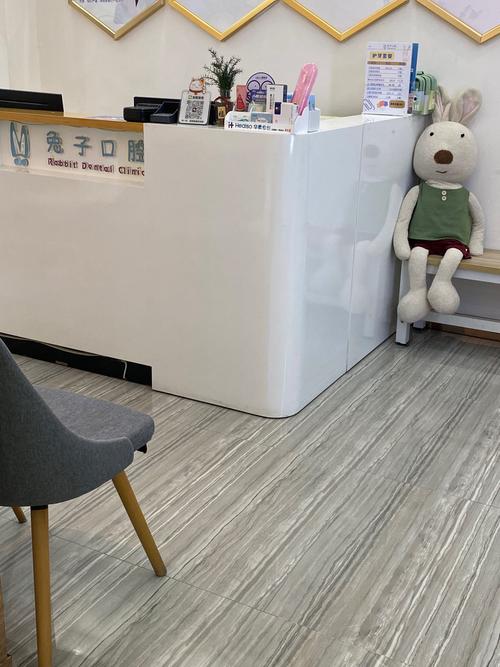 小白兔口腔医院正畸-图1