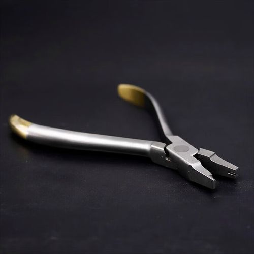 正畸游离钩牵引钳如何实现牙齿精准牵引？-图1