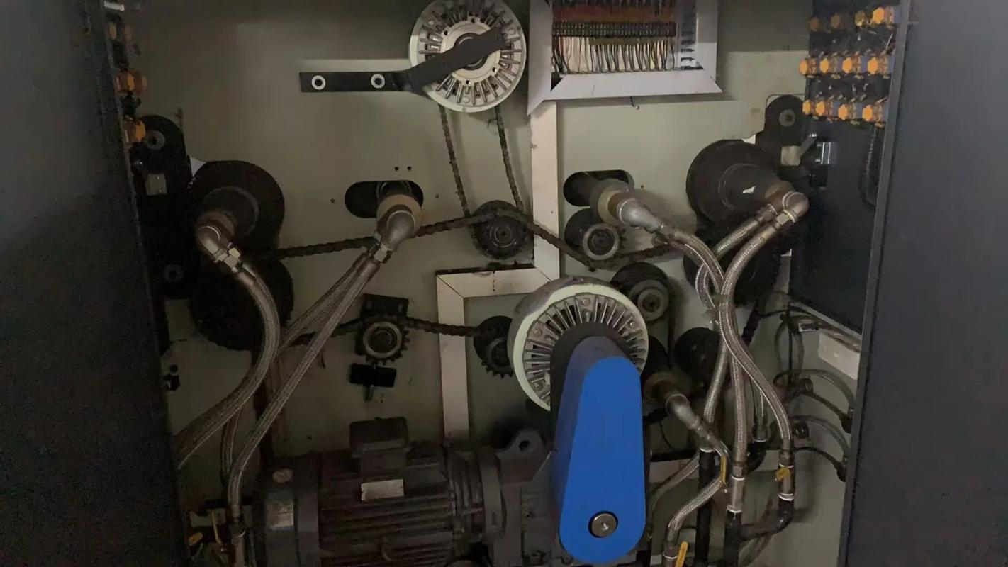 正畸用的压膜机-图3