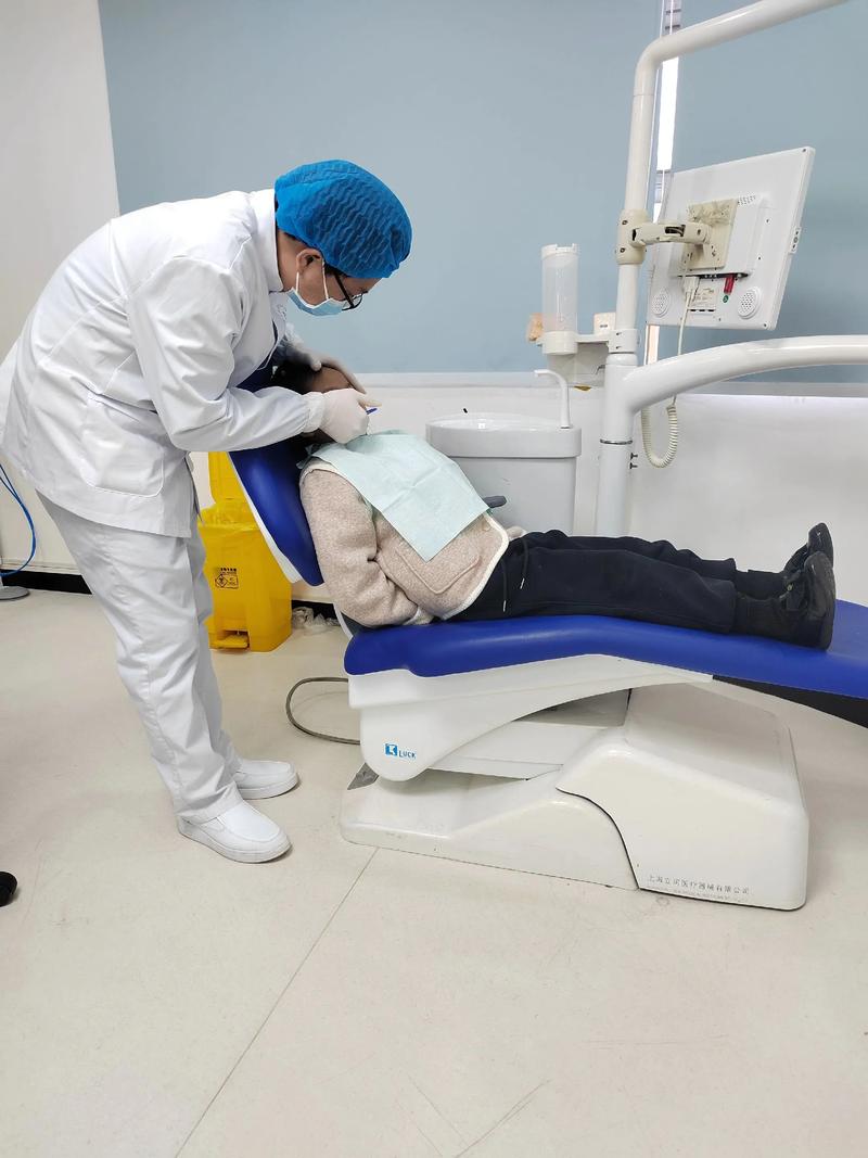 大连正规医院牙齿矫正，如何选择靠谱机构不踩坑？-图2