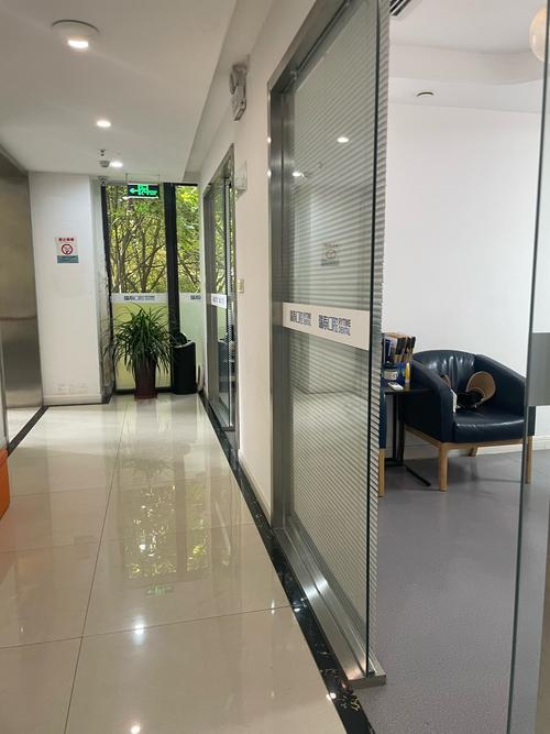 牙齿矫正美容冠是矫正牙齿还是美容修复？-图3