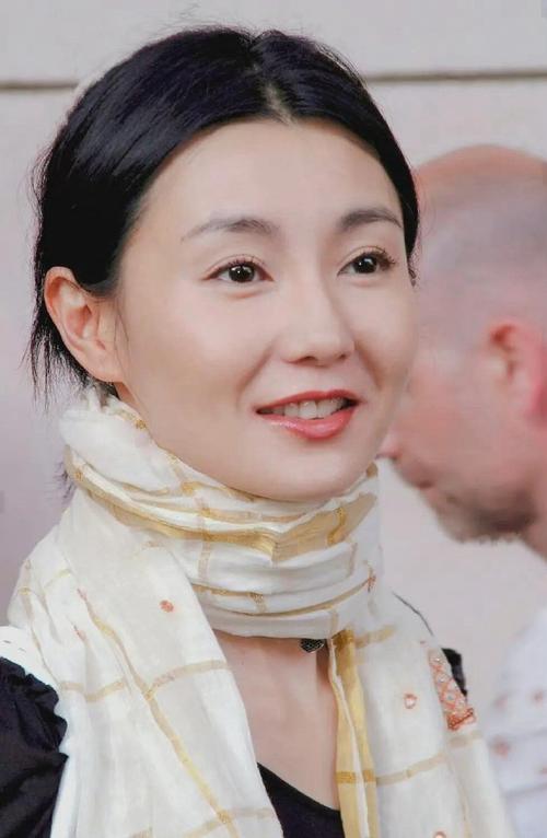张曼玉牙齿矫正的具体方法与过程是怎样的?-图3 张曼玉牙齿矫正的具体方法与过程是怎样的?-图3