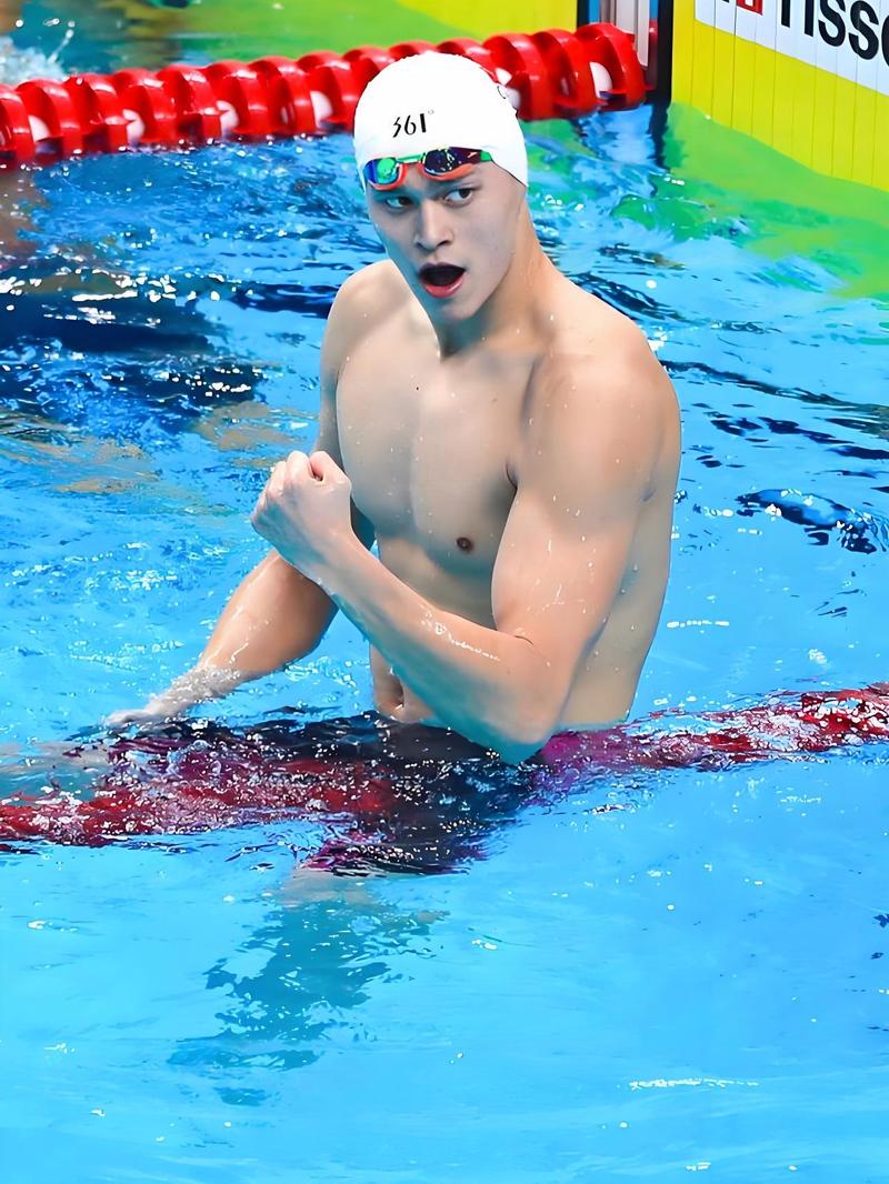 孙杨牙齿矫正的具体方法是什么？矫正过程和效果如何？-图1