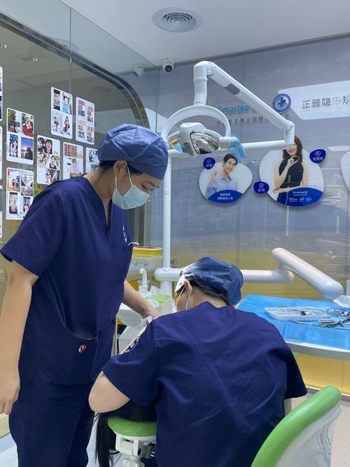 厦门矫正牙齿哪家好？推荐标准、价格、口碑怎么参考？-图1