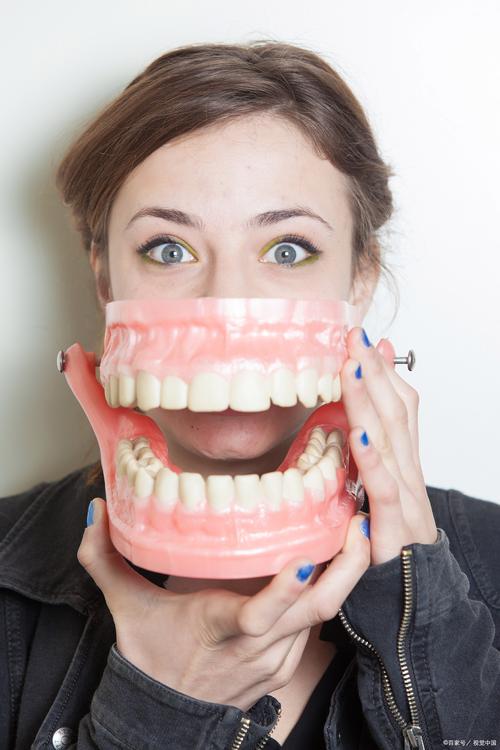 上海隐形牙齿矫正效果如何?适合哪些人?-图3 上海隐形牙齿矫正效果如何?适合哪些人?-图3