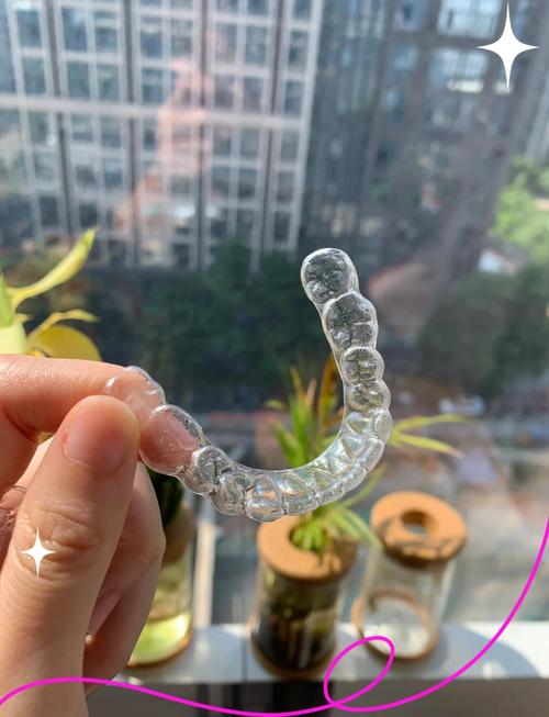 成都透明矫正牙齿效果如何？价格大概多少？-图2