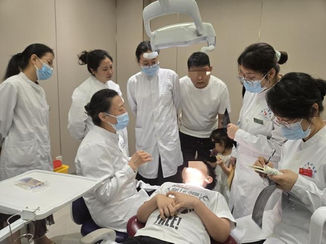 西安交大矫正牙齿效果如何?-图1 西安交大矫正牙齿效果如何?-图1